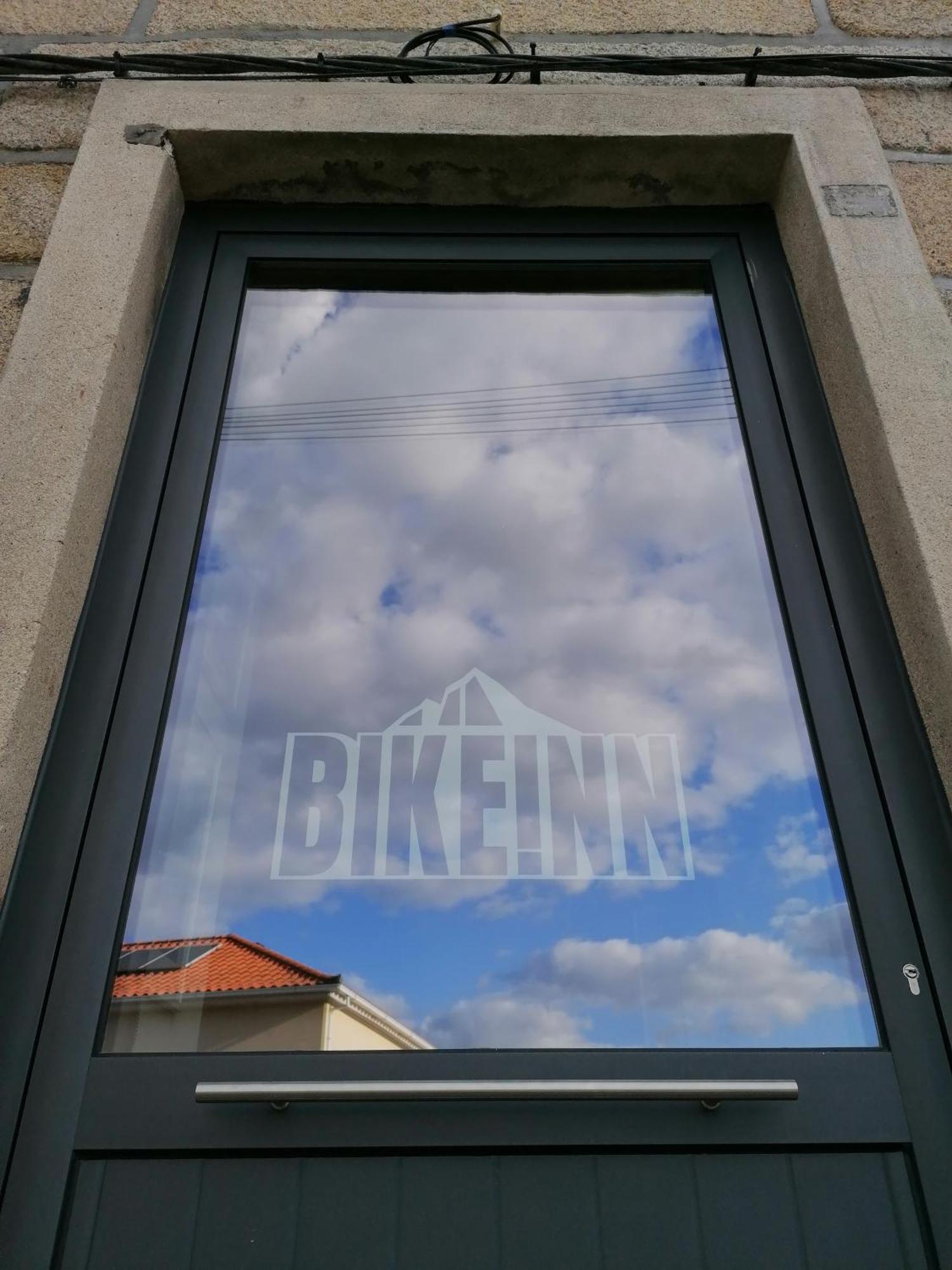 Bikeinn ヴォウゼーラ エクステリア 写真